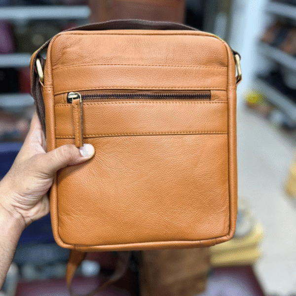 Premium Leather Crossbody Bag for Men – Stylish & Versatile Messenger Bag - Image 4