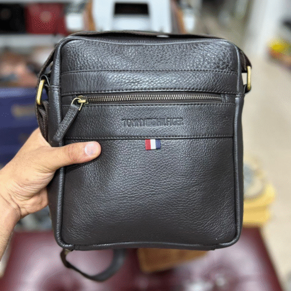 Premium Leather Crossbody Bag for Men – Stylish & Versatile Messenger Bag - Image 3